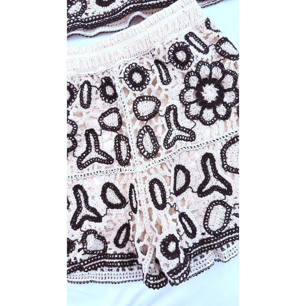 Rebellion Again Cream Black Floral Crochet 2 Piece Set Crop Top Shorts Small - Picture 6 of 9